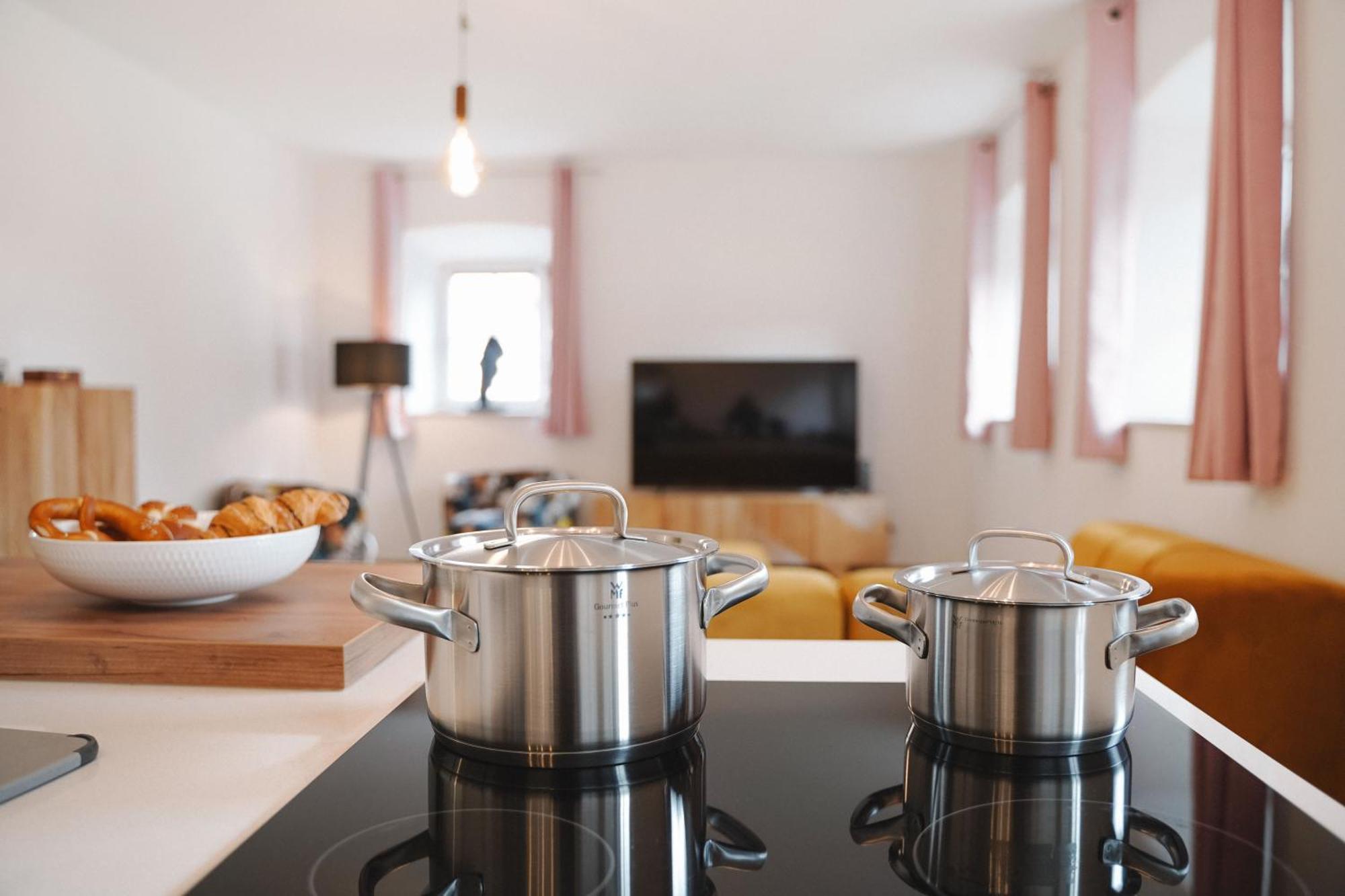 Black Horse Family Apartment - Barrierearm - Pfotenglueck - Familienzeit By Loewenherz Homes Stephanskirchen Екстериор снимка